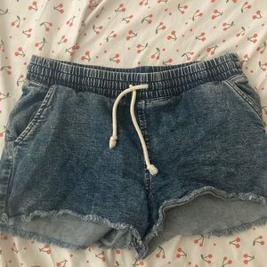 Jean No Boundaries Shorts